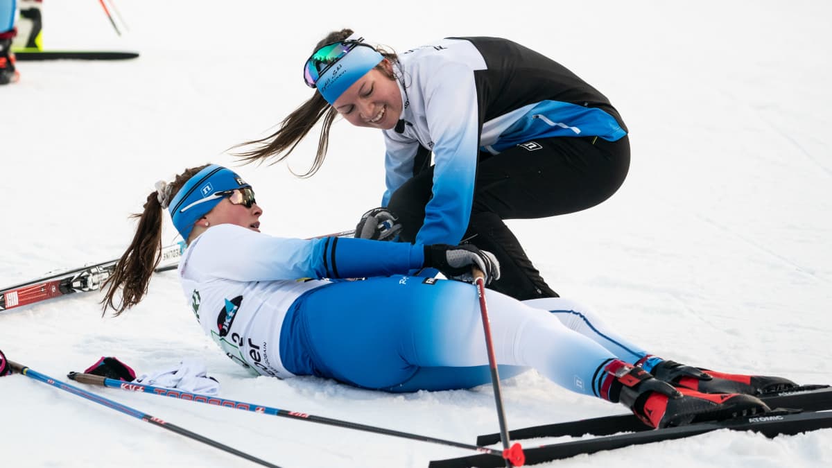 Tampereen SM-hiihdoissa kaksikko saavutti hopeaa pariviestissä. 
