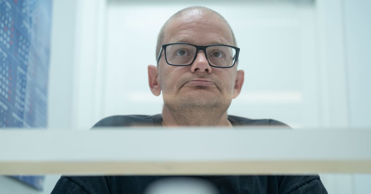 Tuhannet huumeriippuvaiset ovat ilman kuolemalta pelastavaa hoitoa – Mattias Isaksson on saanut korvaushoitoa jo 17 vuotta