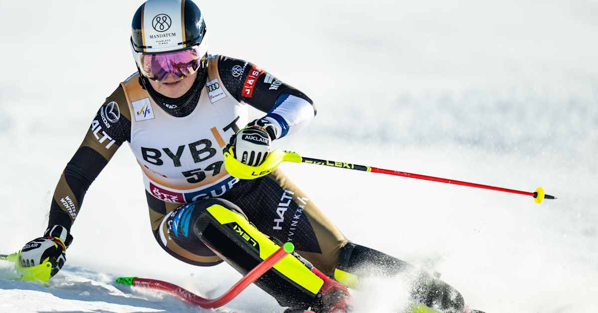 Rosa Pohjolainen jäi kauas kärjestä – naisten supersuurpujotelussa hurja määrä keskeytyksiä