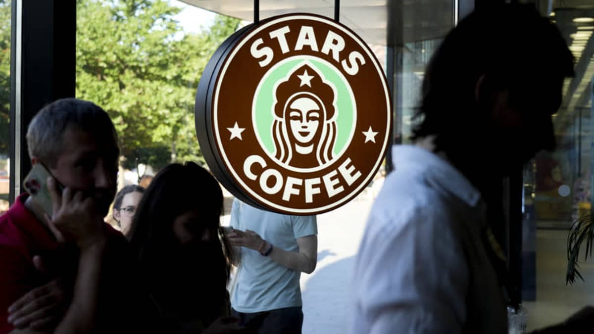 Starbucksin tilalle avautui Moskovassa tutun oloinen kahviljaketju Stars Coffee.
