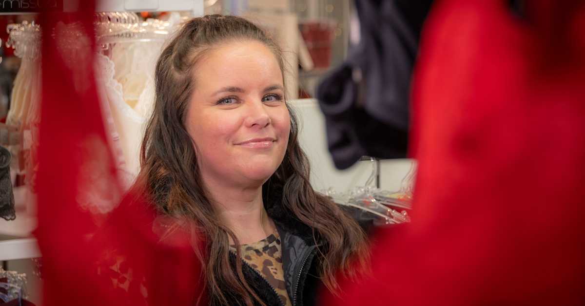 Rovaniemi Lingerie Store Faces Sudden Customer Decline: A Global Trend Hits Northern Finland