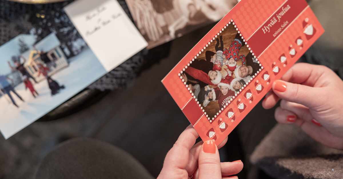 it-s-time-to-send-holiday-cards-and-gifts-posti-says-yle-news-yle