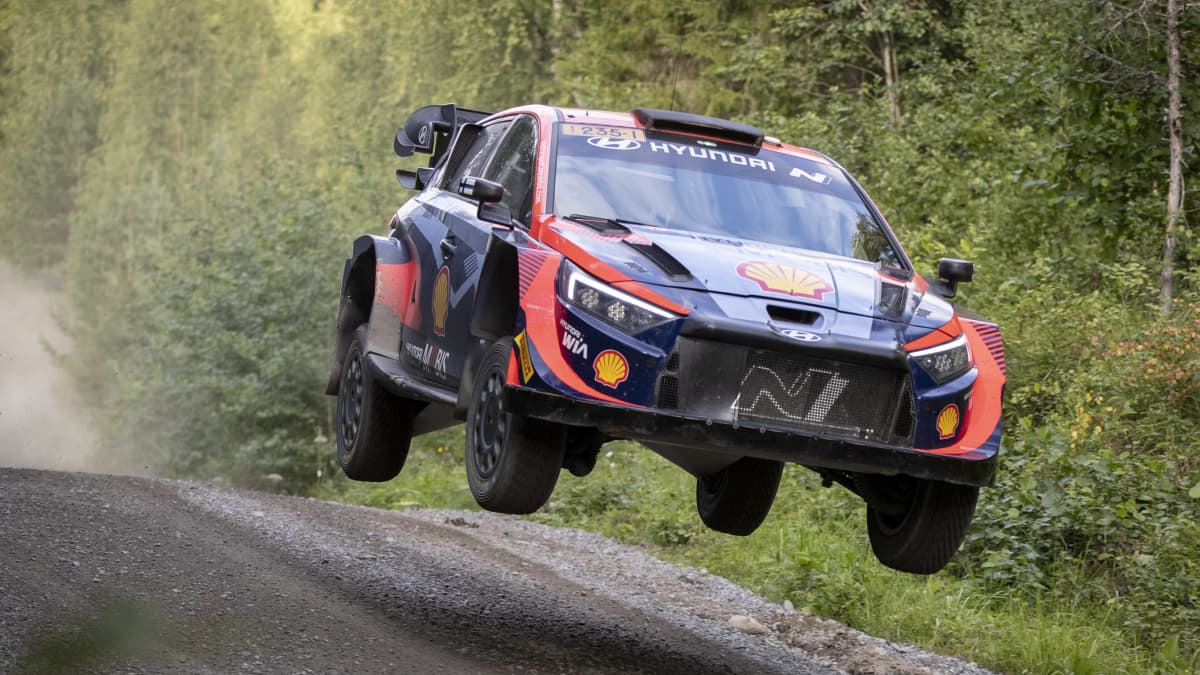 Esapekka Lappi Jyväskylän MM-rallia edeltäneissä testeissä 25. heinäkuuta 2023.