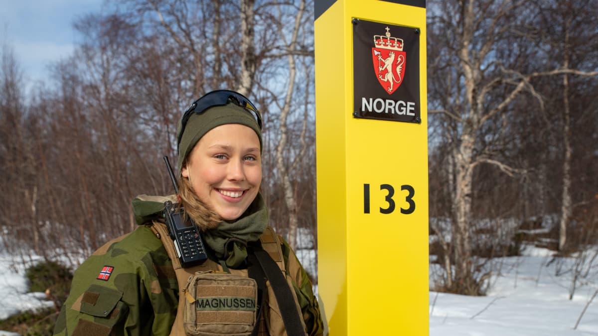 "En ole enää levoton, koska kaikki jatkui entisellään" – kertoo Norjan asevelvollinen Tuna Magnussen 