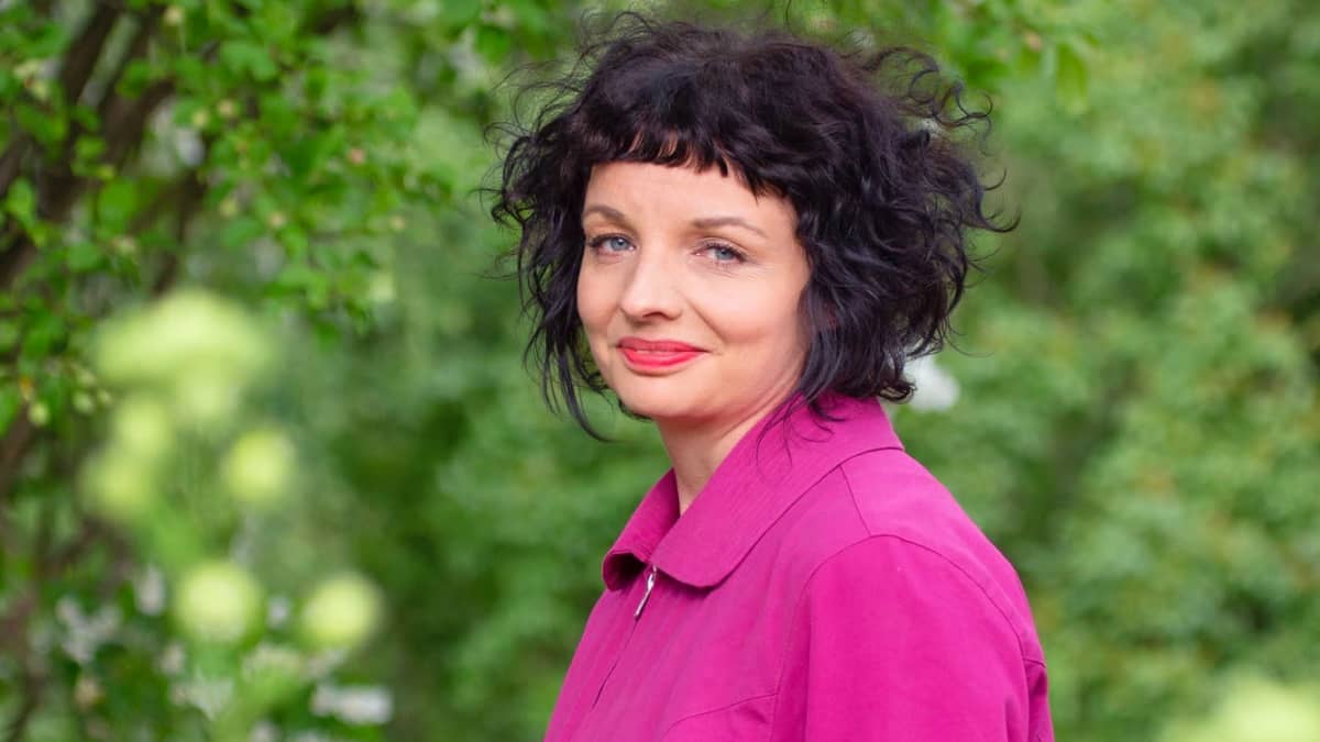 Helsingin yliopiston yhteiskuntapolitiikan yliopistotutkija, sosiologian dosentti Kaisa Kuurne.