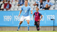Malmö FF:n suomalaispuolustaja Niklas Moisander HJK-ottelussa kesällä 2021.