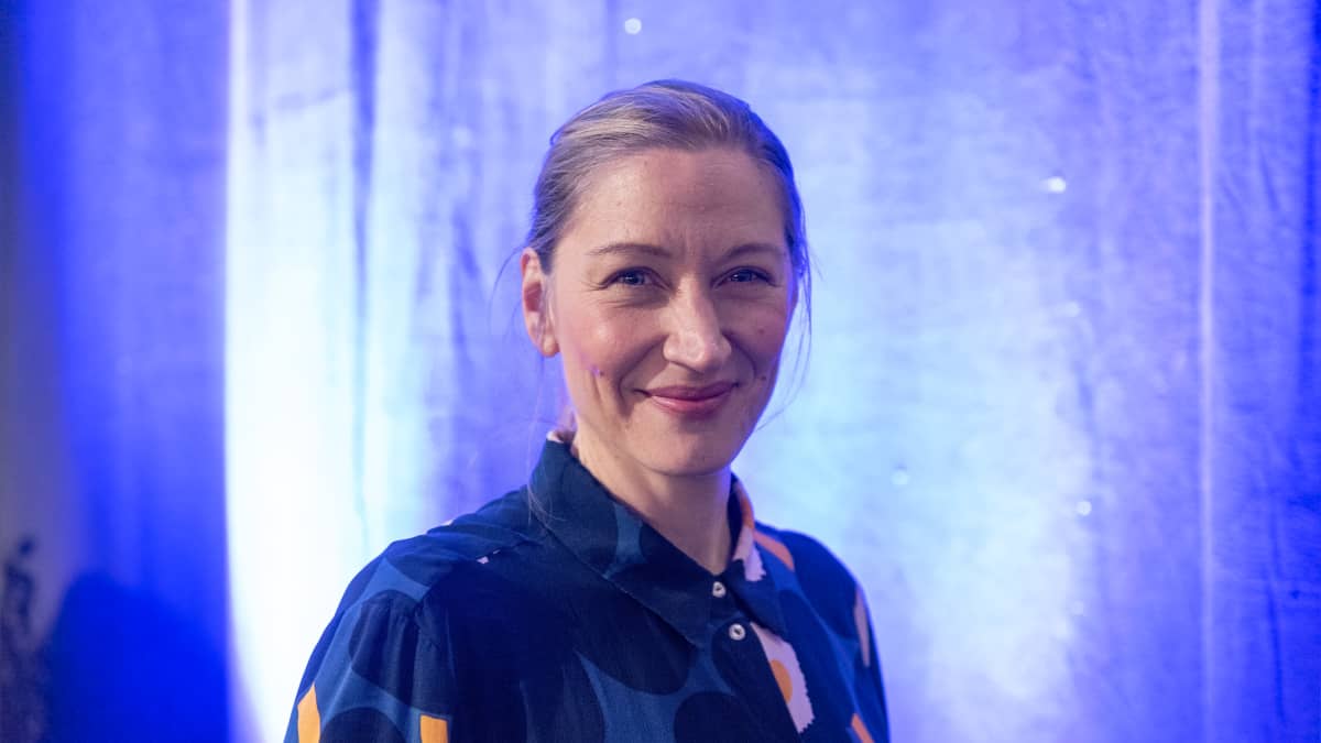 Merja Mähkä Sijoitusmessuilla.