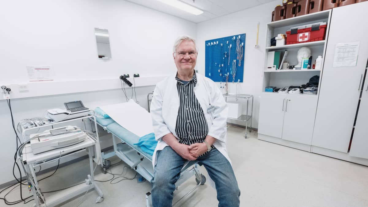 Terveystalon long covid -verkoston johtaja, neurologian erikoislääkäri Markku Partinen.