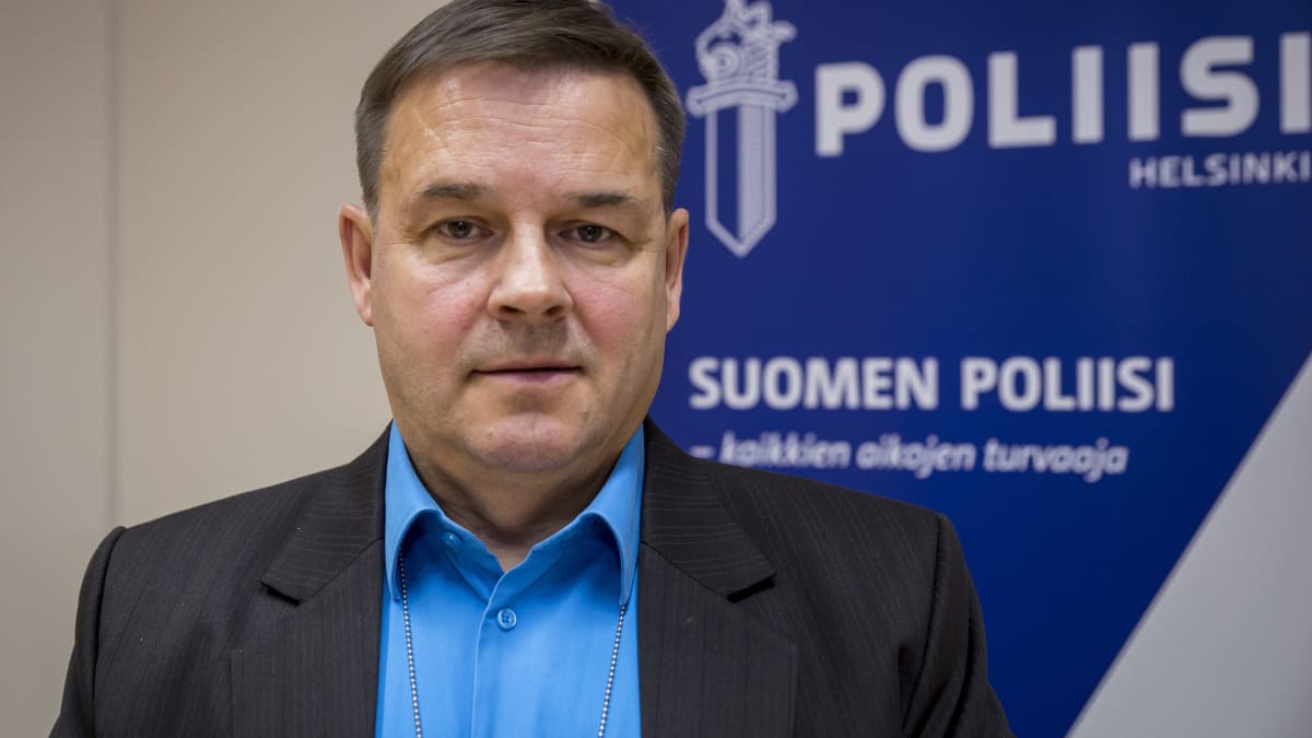 Rikoskomisario Jari Nikonen, Helsingin poliisi