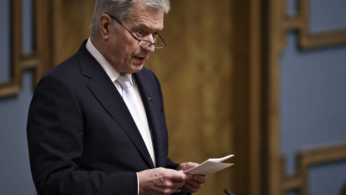 Tasavallan presidentti Sauli Niinistö eduskunnan vaalikauden päättäjäisissä 29. maaliskuuta 2023.