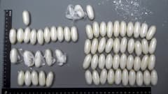 Kuvassa kehonsisäisesti kuljetettuja kokaiiniampulleja.