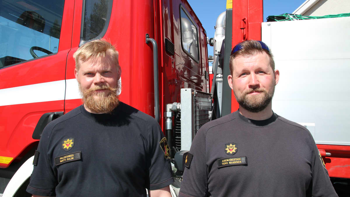 Matti Salmi ja Tero Manninen kuuluvat Arktiseen pelastusjoukkueeseen, joka tulvantorjuntatöissä Lapissa kesäkuussa 2020