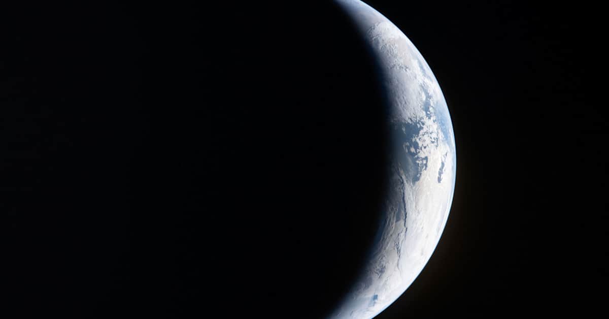 Astronautit lentävät Kuun ohi – katso suorana alkaen kello 20