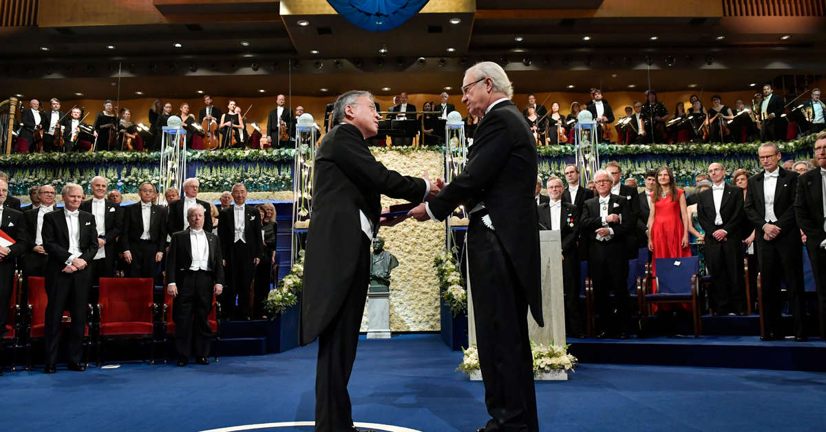 Kungen övervägde att nobba Nobelfesten – Nobelstiftelsen gör ...