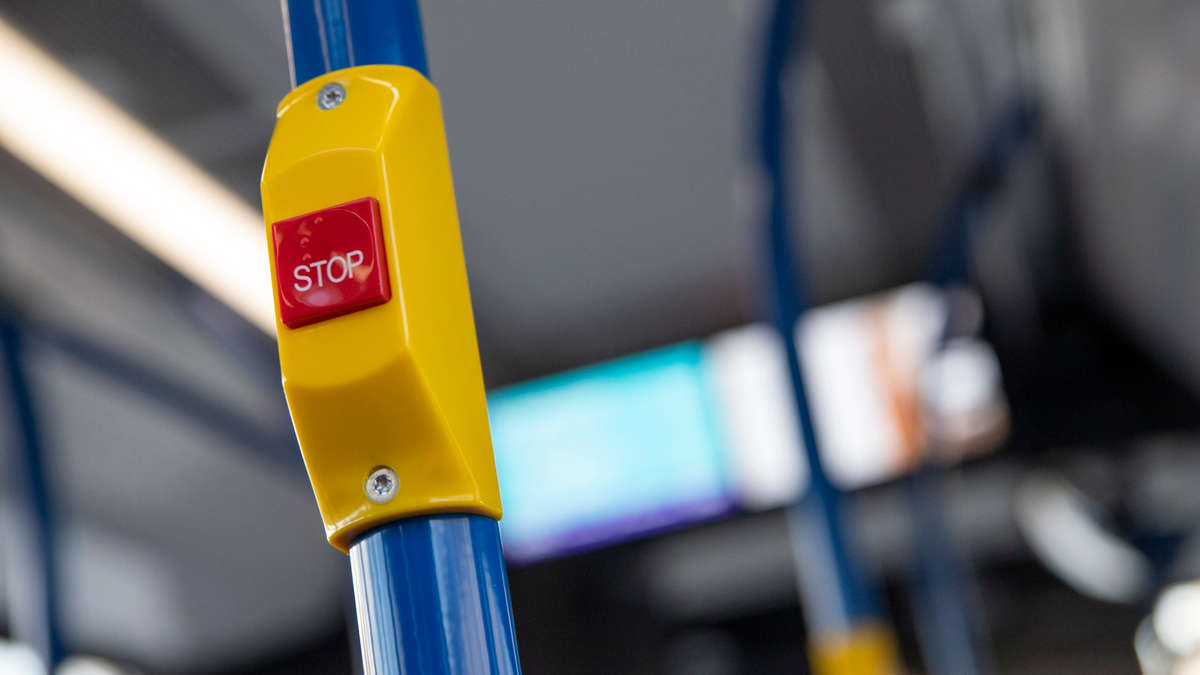 Matkustajan ja linja-autonkuljettajan suukopu kärjistyi huutamiseksi ...