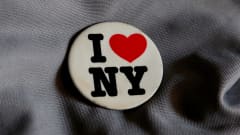 I Love NY -logo rintamerkissä.
