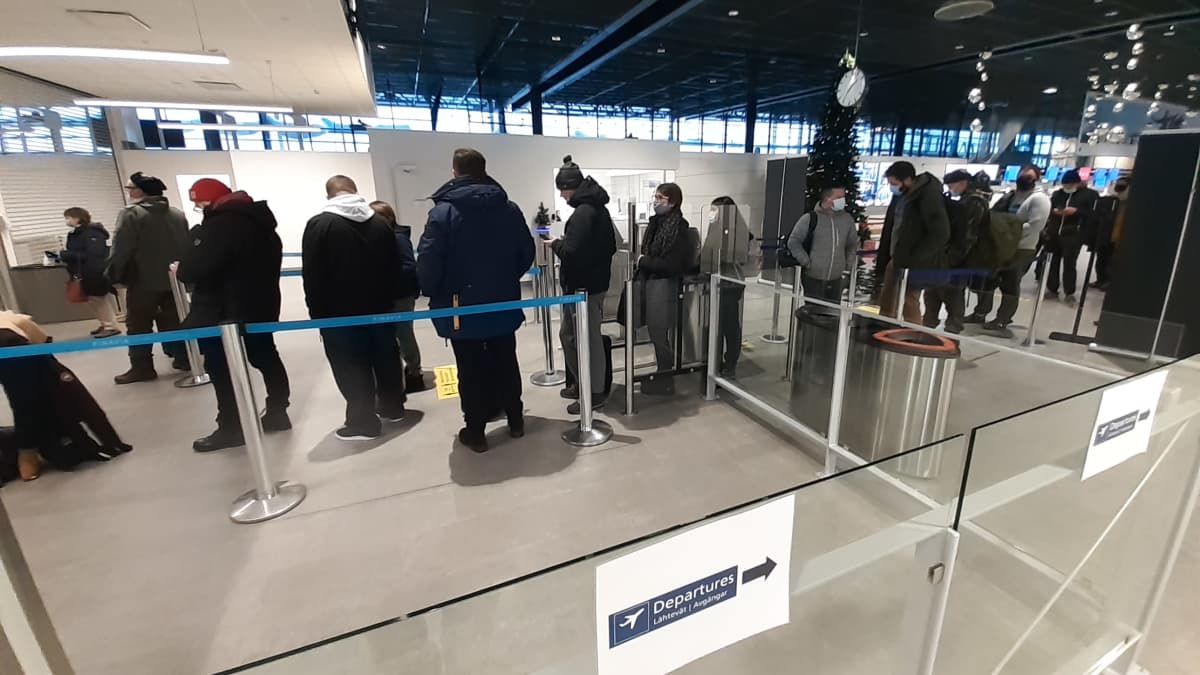 Jono Rovaniemen lentoaseman turvatarkastukseen 11.1.2021