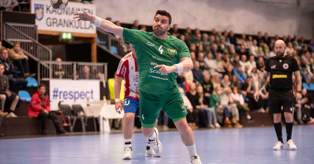 Fördel Cocks efter bronsmedaljkampens första match i Grankulla