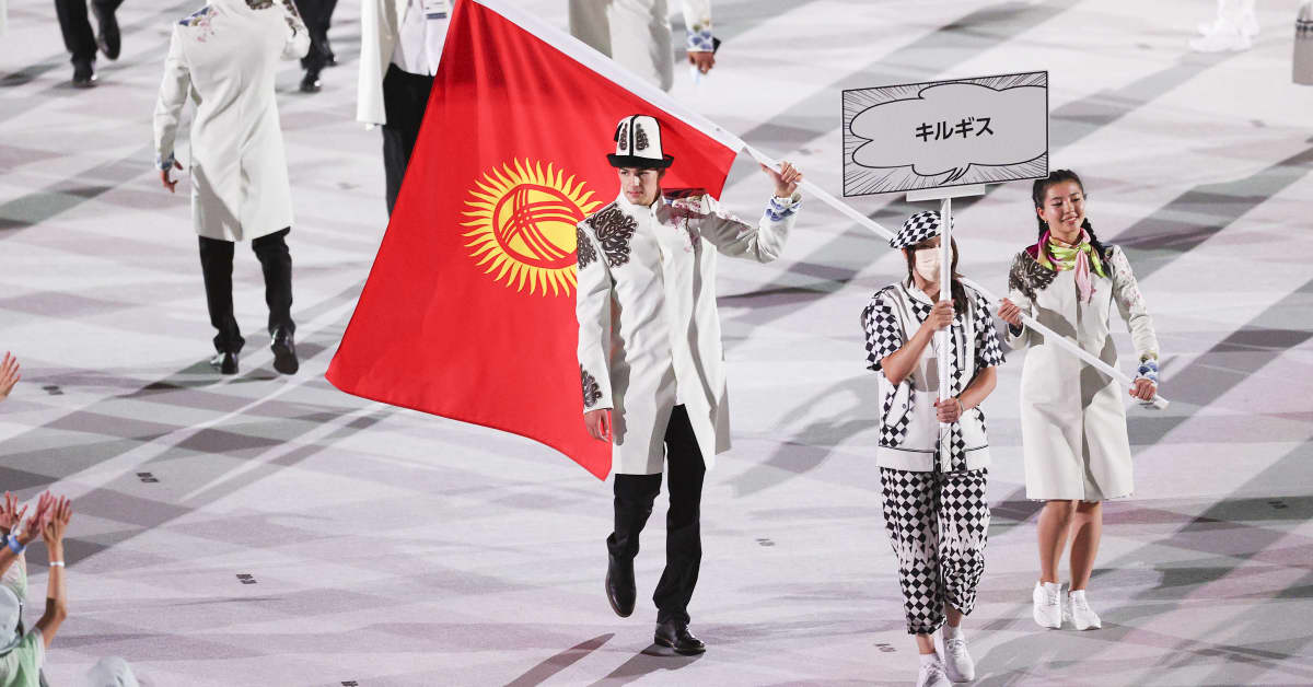 Kolmen maan lipunkantajat kohauttivat olympialaisten avajaisissa ilman  maskia – Tokio ei ole ensimmäinen kisaisäntä pandemian keskellä
