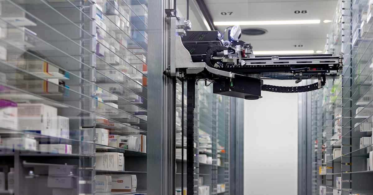 Iranin sota mutkistaa lääkkeiden kulkua Aasiasta Eurooppaan – maailma on lääkkeissä riippuvainen Intiasta ja Kiinasta