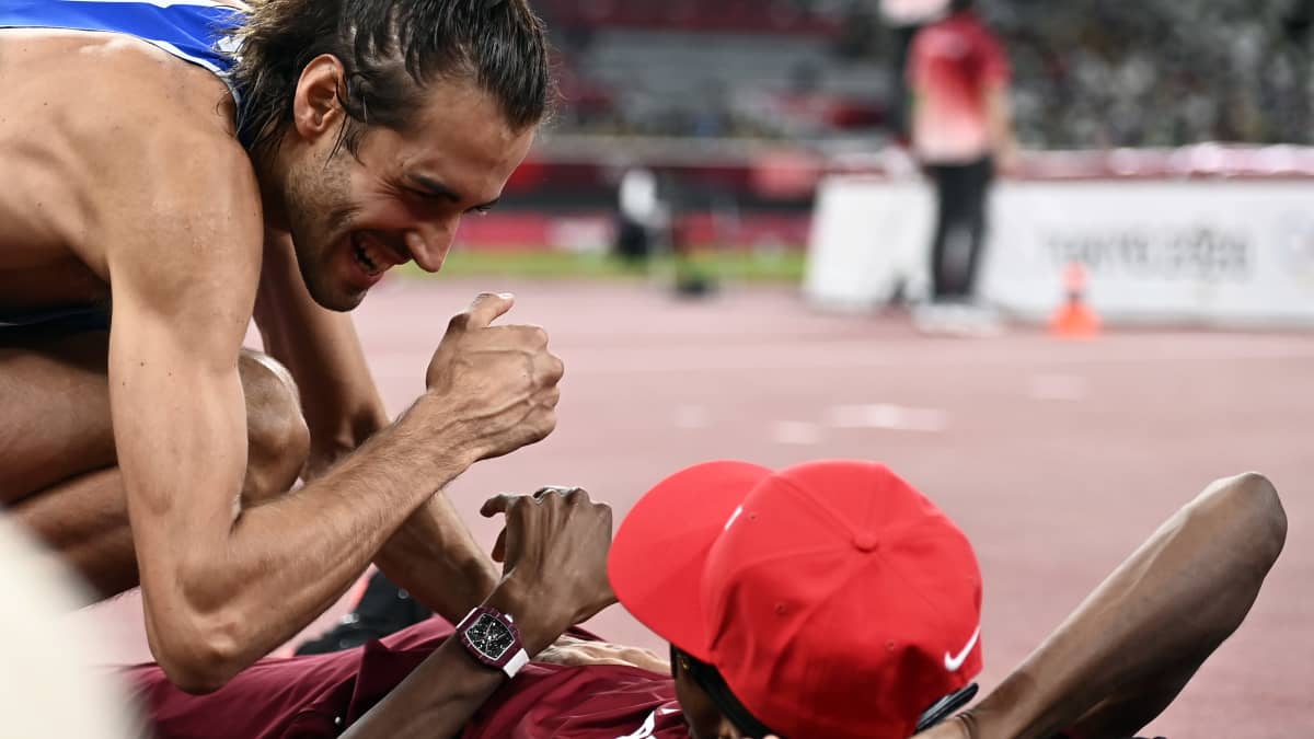 Gianmarco Tamberi ja Mutaz Essa Barshim jakoivat olympiavoiton