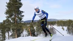 Iivo Niskanen hiihtää Inarin SM-kisoissa.