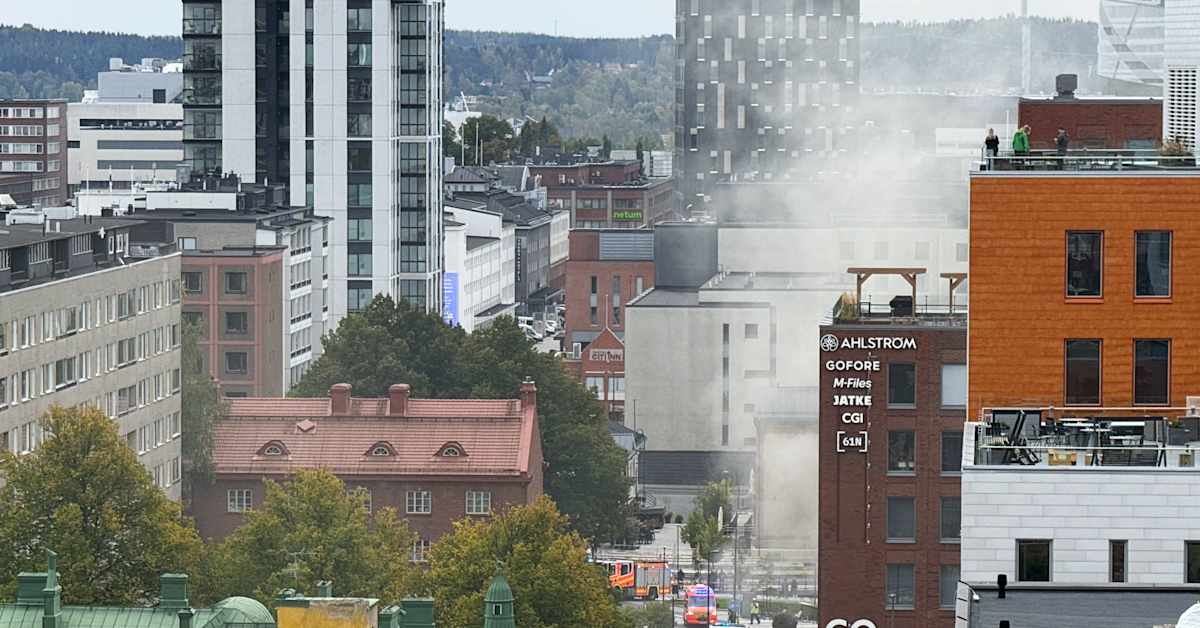 Tampere Parking Garage Fires: Cars Destroyed