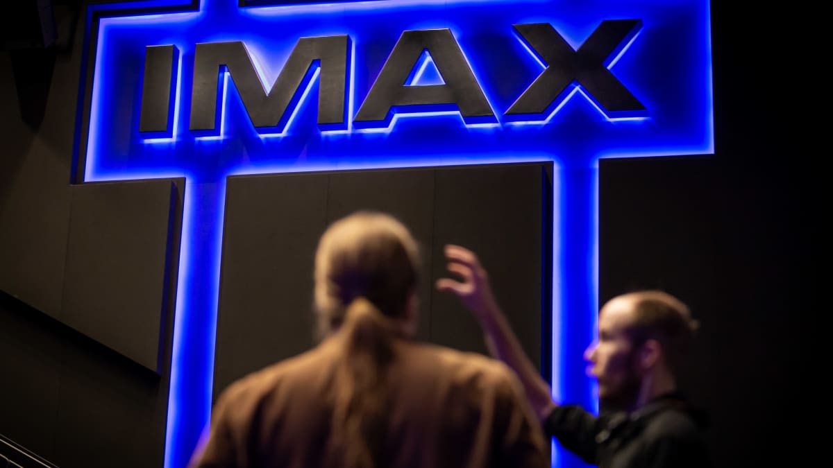 Desibelimittari näytti yli satasen lukemaa uudessa IMAX-salissa –  Kuuloliitto: 