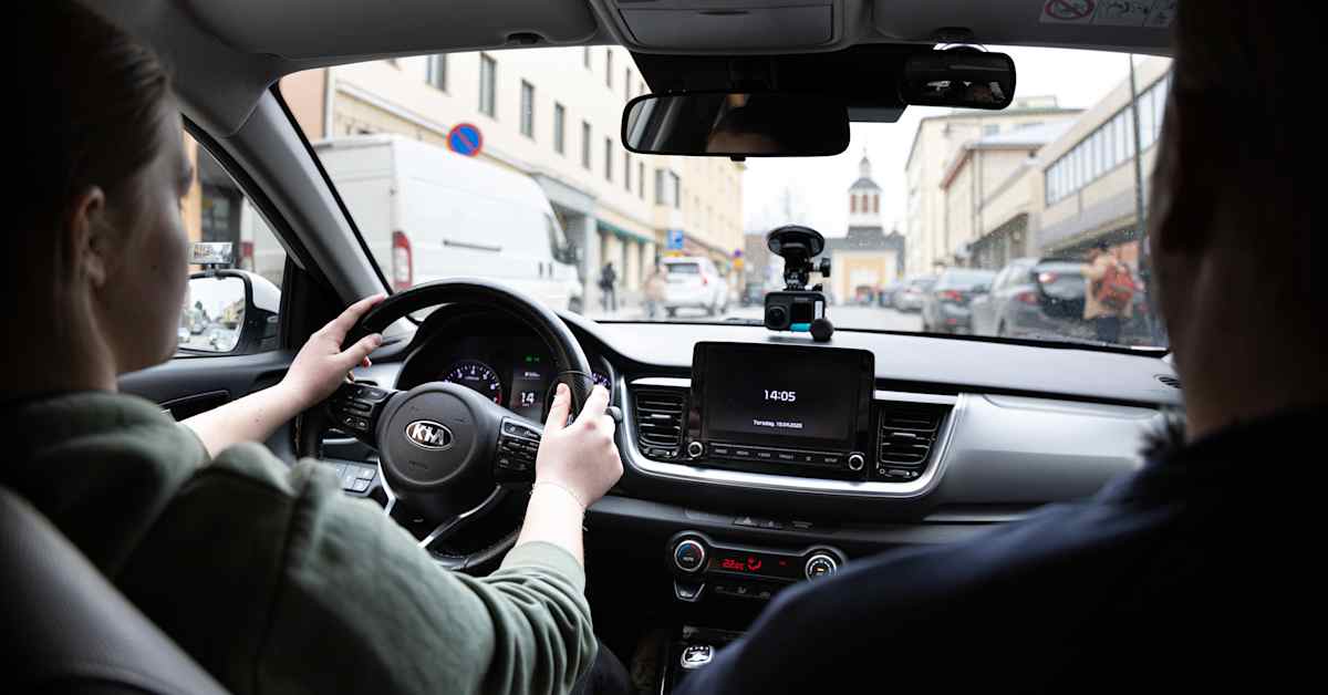 Liikenneturva: Kolmasosa nuorista ajattelee, että henkilöauton ajokortin saa liian helposti