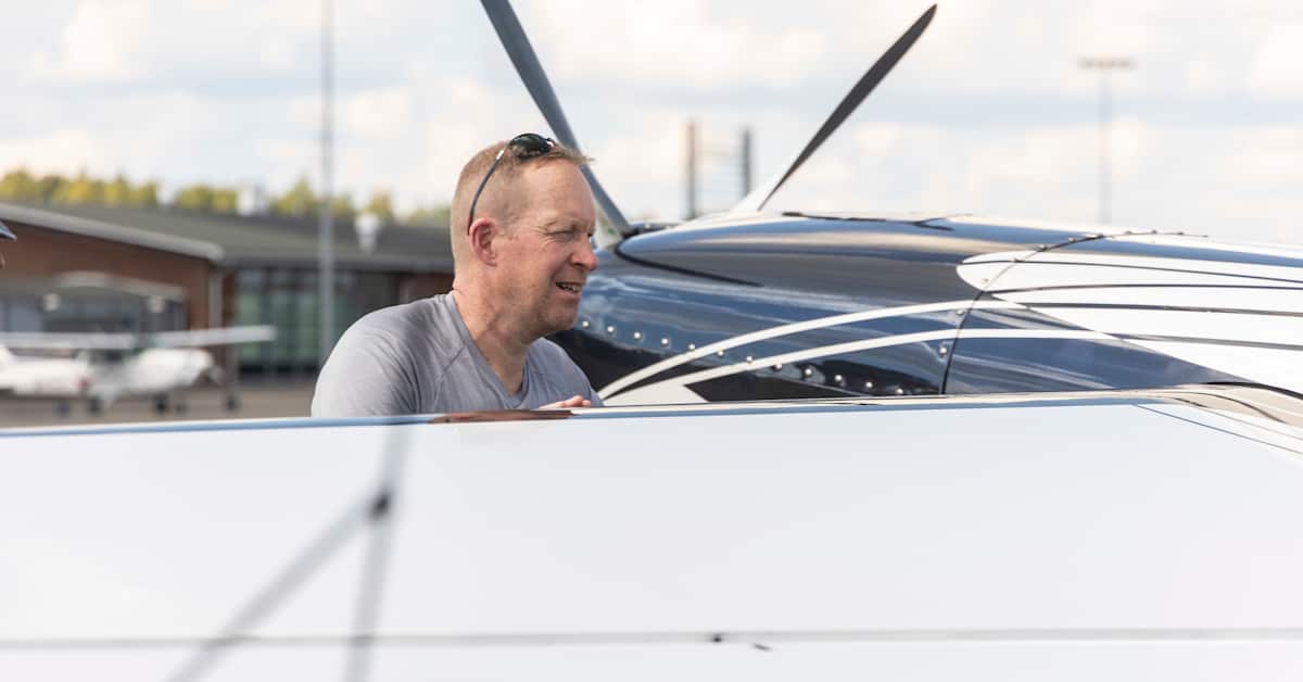 llmailuopiston rehtori: Droonien kohtaaminen ei vielä osa ammattilentäjien peruskoulutusta