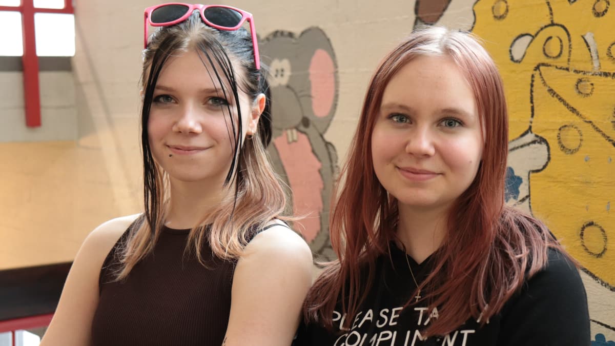 Aamu Riikonen ja Sonja Einola.