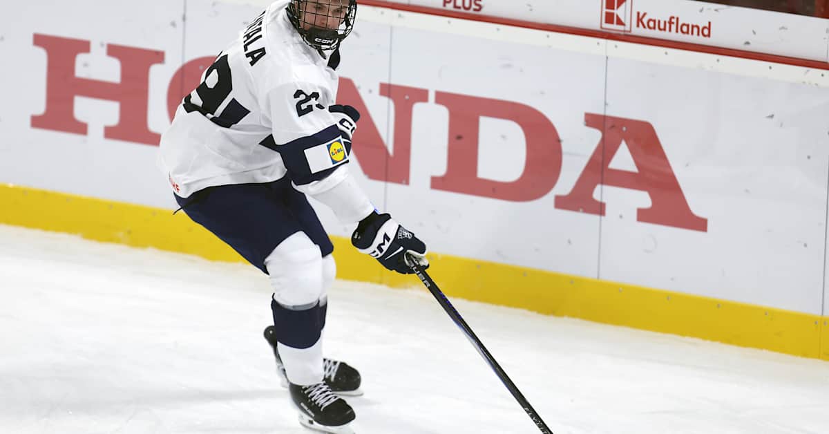 Pikkuleijonien Luca Santala iski hattutempun MM-jäillä