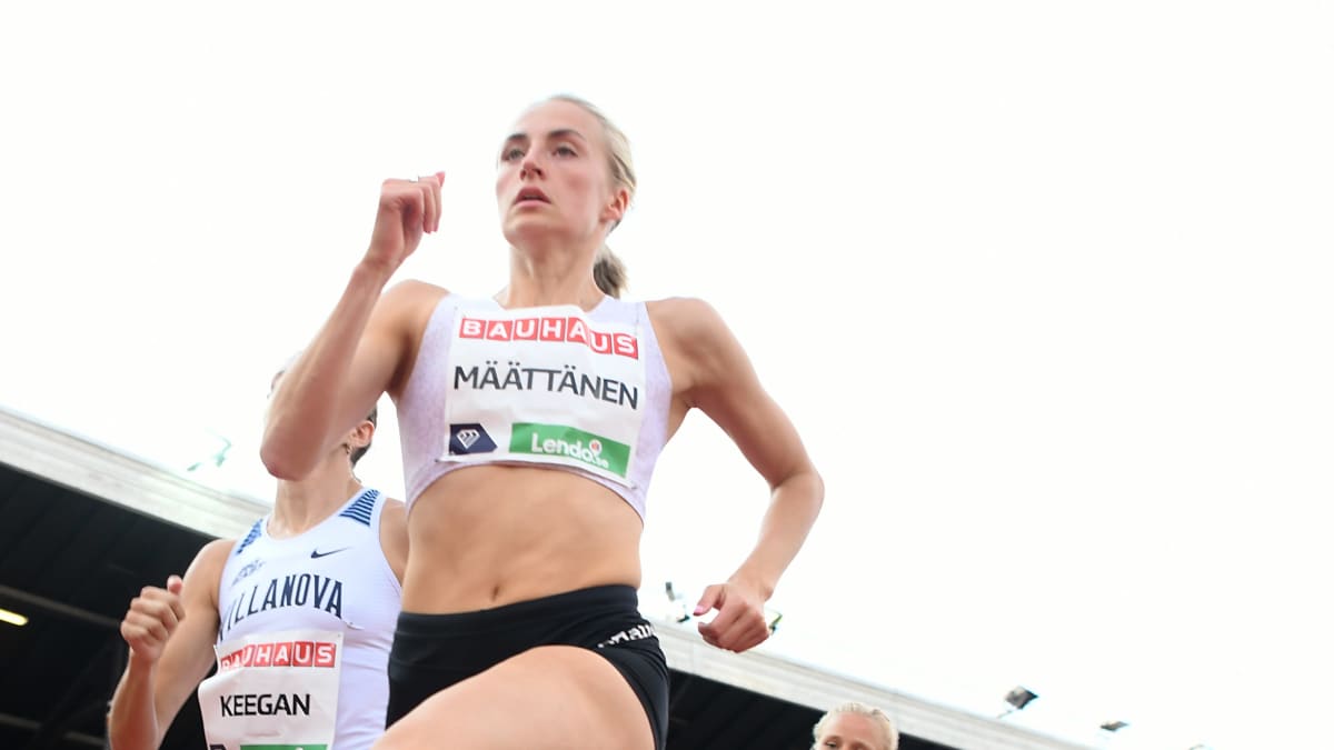 Eveliina Määttänen juoksemassa Tukholmassa.