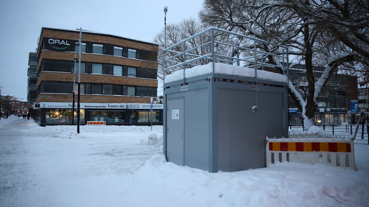 Ilmatieteen laitoksen ilman laadun mittausasema Rovaniemellä.