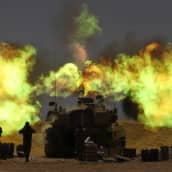 Israelin panssarivaunu tulitti Gazan rajalla keskiviikkona.