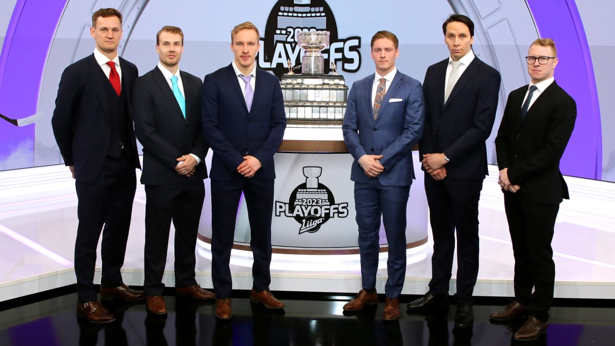SM-liigan playoffs-info. Kuvassa vasemmalta: Teemu Tallberg, Miika Roine, Eemeli Suomi, Patrik Virta, Anrei Hakulinen ja Tuomas Kiiskinen.