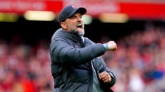 Jürgen Klopp tuulettaa Tottenham-voittoa.