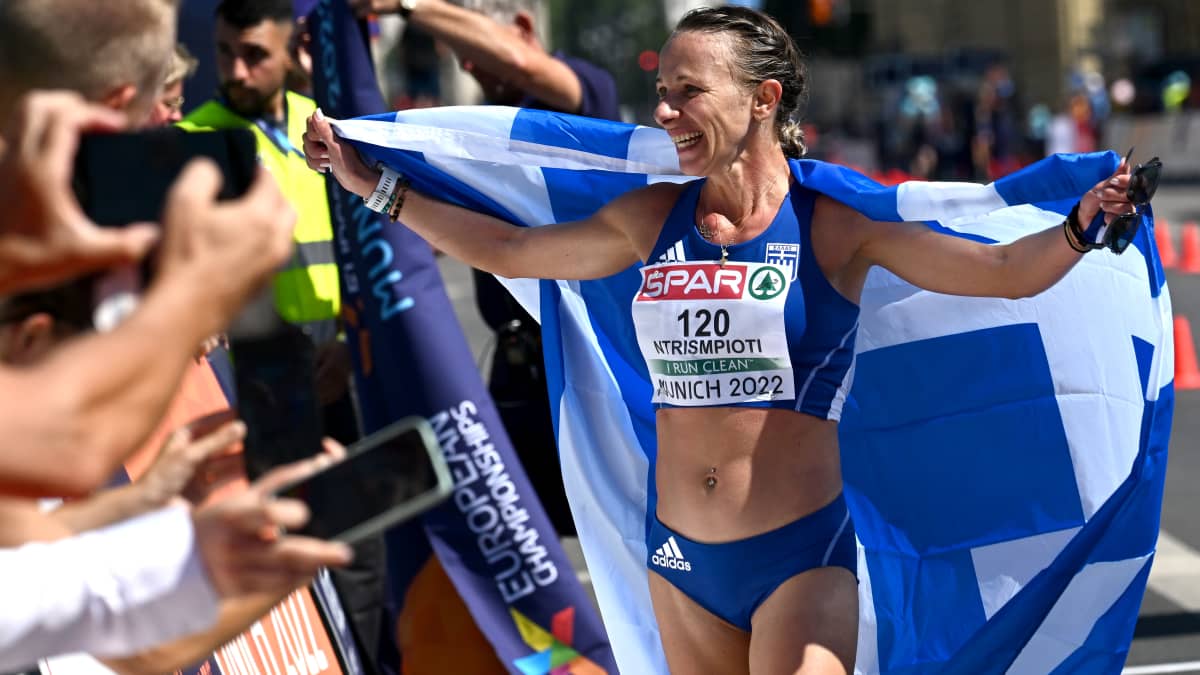Antigoni Ntrismpioti voitti 35 kilometrin kävelyn EM-kisoissa 2022.