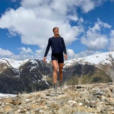 Kaksi kertaa Vuoden polkujuoksijaksi arvostettu Johanna Antila joutuu käymään vuosittain vuoristoleireillä pärjätäkseen maailman parhaille. Kuva: Johanna Antilan Instagram-tili