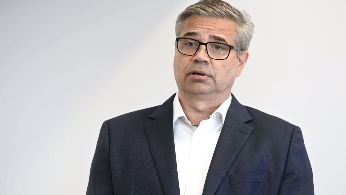 Mika Lehtimäki lähikuvassa.