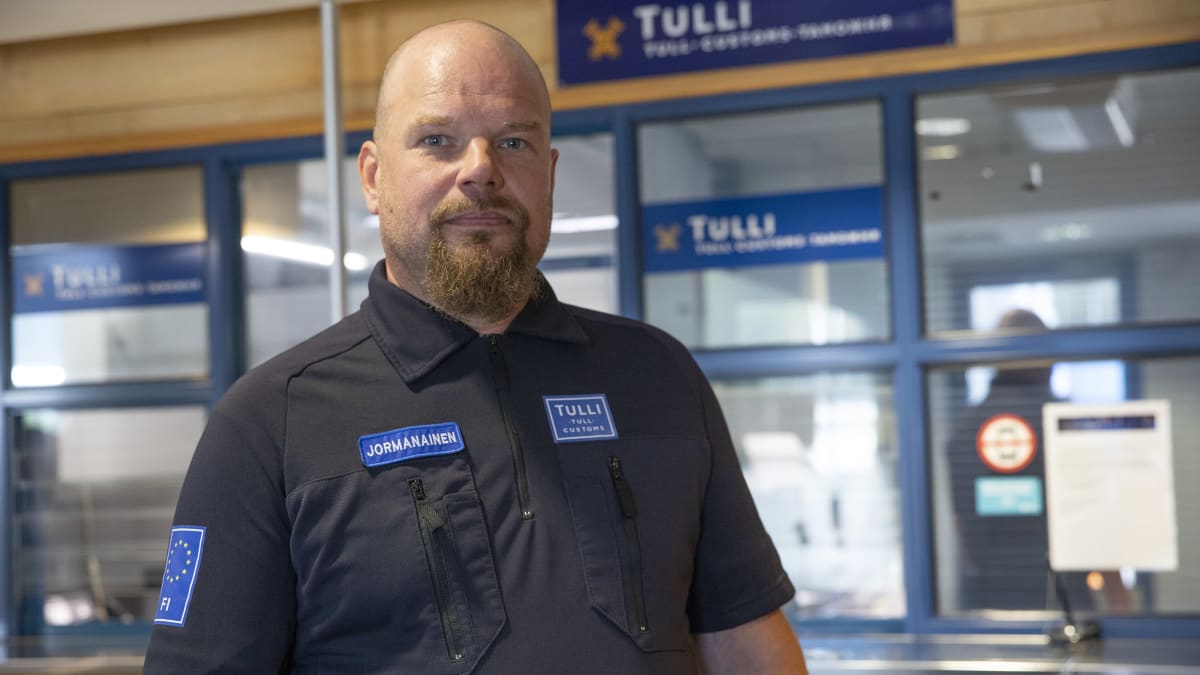Niiralan raja-aseman tullin varapäällikkö Jouni Jormanainen.