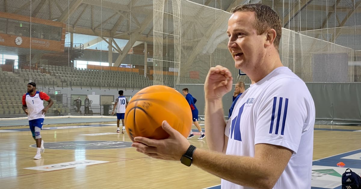 Kataja Basket hakee “vuoristorata-kauden” loppuun yllätystä Korisliigan pudotuspeleissä