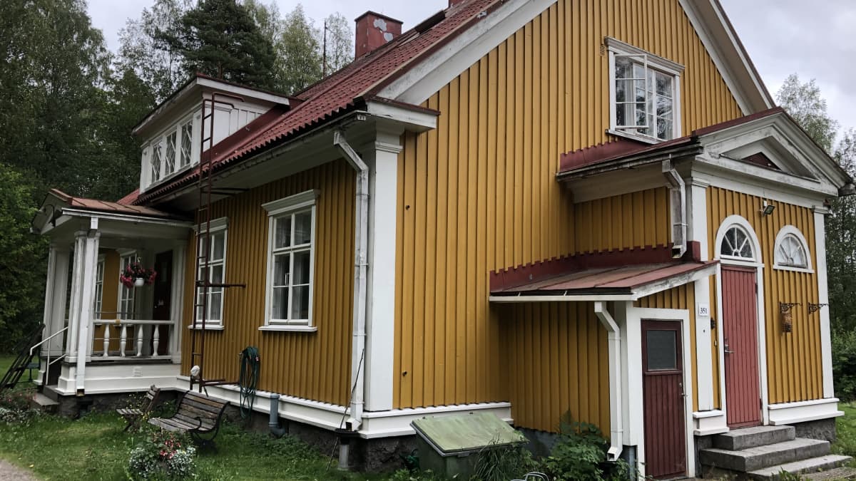 Liki satavuotias Wahlmanin talo muuttamassa Hiskinmäeltä Äänekosken museon  läheisyyteen – rakennus aiotaan siirtää uuteen paikkaan kokonaisena