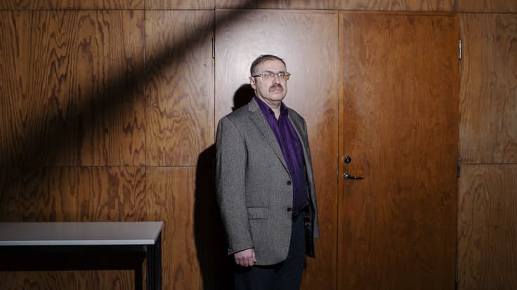 Aleksanteri-instituutin professori Vladimir Gel'man kuvattiin instituutin tiloissa Helsingin Unioninkadulla 7. maaliskuuta.