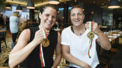Mira Potkonen (vas.) ja Elina Gustafsson saavuttivat mitalit vuoden 2018 EM-kisoissa.