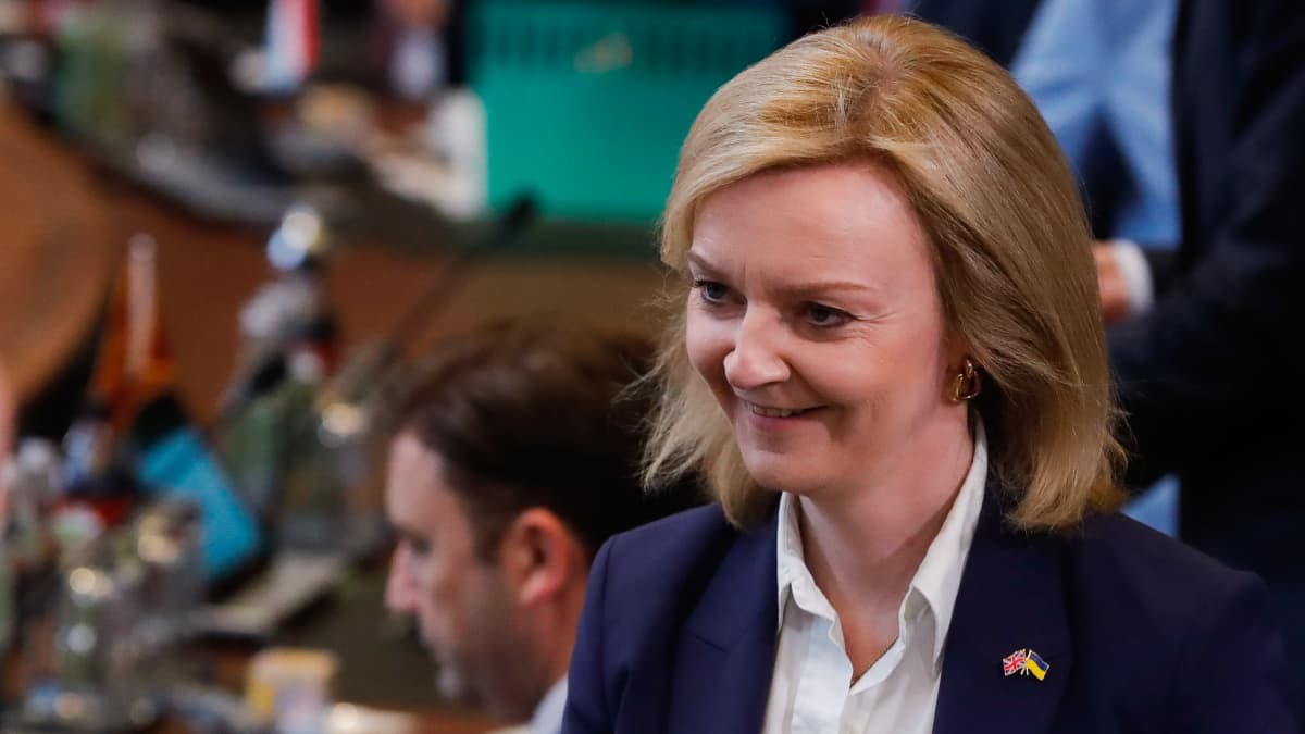 Britannian ulkoministeri Liz Truss Nato-maiden ulkoministereiden kokouksessa Brysselissä huhtikuussa. 