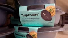 Tupperware-tuotteita myynnissä Chicagon vähittäiskaupassa.