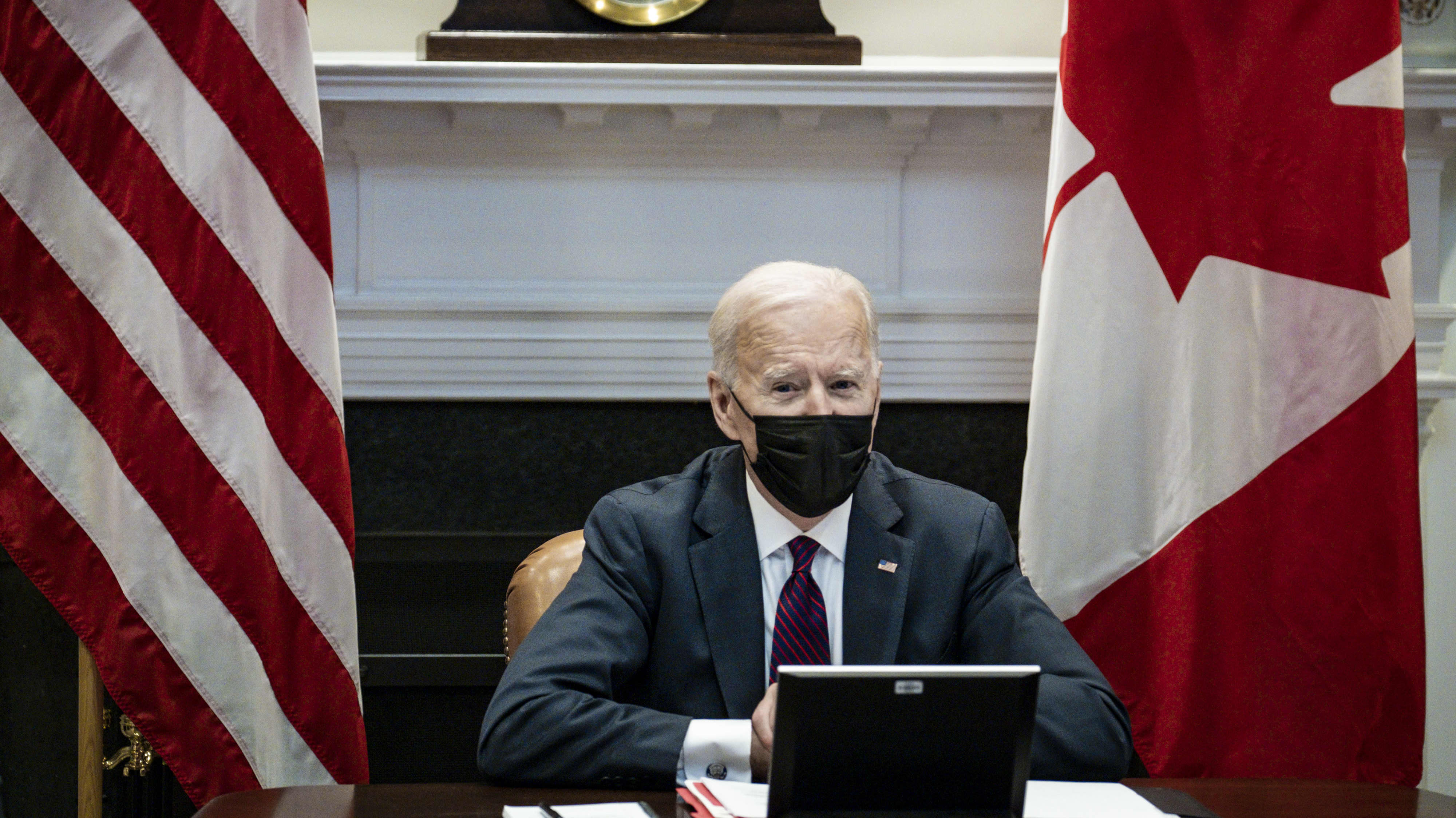 Yhdysvaltain presidentti Joe Biden keskusteli etäkokouksessa Kanadan pääministeri Justin Trudeaun kanssa.