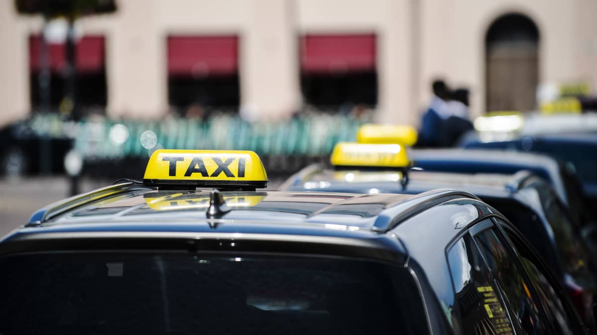 Traficom revokes taxi permits of 2k ...