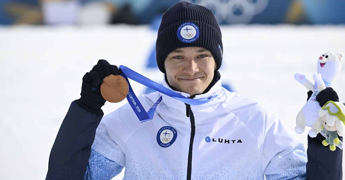 Eero Hirvonen söi kakkua energiavajeeseen ja haaveili saunasta – Yle pääsi seuraamaan pronssijuhlia